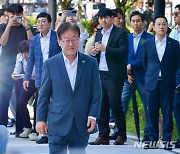 '쌍방울 그룹 대북 송금' 의혹 관련 검찰 재출석하는 이재명 대표