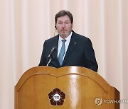 특별강연하는 리샤 바그너 캐나다 연방대법원장