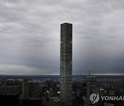 하늘 찌를것 같던 뉴욕 ‘초호화 주상복합’...반값 굴욕 이유는?