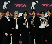 정국·블랙핑크·스키즈·투바투 MTV VMA 수상