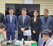 황운하, '홍범도 장군로 개명' 주장에 "역사에 대한 무지"