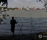 '러 드론 파편' 발견에 "루마니아, 우크라 접경지역 방공호 건설"