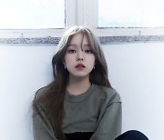 '음색 요정' 로시, 신곡 '콜드 러브' 발매...감각적인 노랫말+명품 보이스 눈길