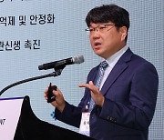 큐라클 "차세대 황반변성 이중항체 신약, 유럽 등서 LO 성과낼 것"