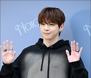 [MD포토] 강다니엘, '저 왔어요~'