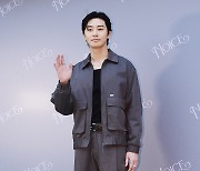 [TD포토] 박서준 '성수동에 뜬 훈남 배우'