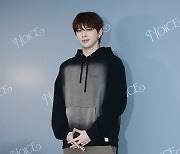 [TD포토] 강다니엘  '성수동 남친룩 패션'