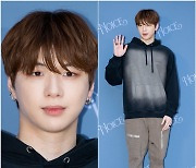 [T포토] 강다니엘 '멍뭉미, 여기 있어'