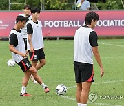 훈련하는 항저우 아시안게임 축구대표팀