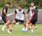 훈련하는 항저우 아시안게임 축구대표팀