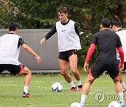 아시안게임 앞두고 훈련하는 축구대표팀