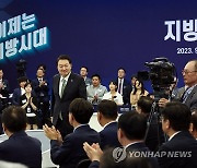 강기정 광주시장, 대통령실에 초거대 AI 사업 지원 요청