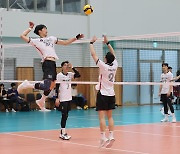 15개 대회 연속 시상대 오를까...男배구 AG대표팀, 항저우 향해 출국