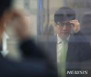 민주 "이균용, 비상장주식 누락·자료공개 거부…꼼수 해명 멈춰야"