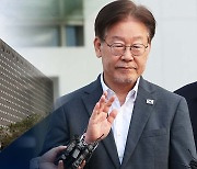 쌍방울 대북송금 사건 중앙지검 이송…이재명 영장 검토