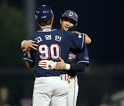 'KBO 최초' 강승호, 홈런→3루타→2루타→안타 사이클링 히트…두산, KIA 원정 8-6 뒤집기승 '5연승 질주' [광주:스코어]