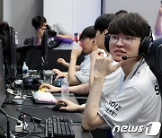 LoL 항저우AG 태극전사들 "하루 16시간씩 훈련…금메달 따오겠다"