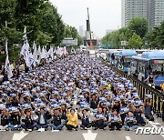 철도민영화 반대, 파업 집회 이어가는 철도논조