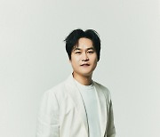 '무빙' 김성균 "바라던 히어로물, 놀아봐야겠다 싶었죠" [인터뷰]