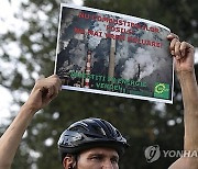 ROMANIA PROTEST FOSSIL FUELS