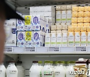 '흰우유 인상' 앞두고 마트 멸균우유 판매 최대 10배↑