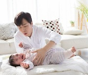 "코웨이, 아들 등록금만 챙겨줘"…주가 하락에도 희망 본 개미 [윤현주의 主食이 주식]