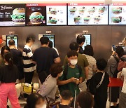 Digital kiosks go mainstream, transforming food business