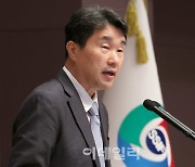 [포토]학교안전 대국민 홍보 캠페인 및 선포식에서 인사말하는 이주호 사회부총리 겸 교육부 장관