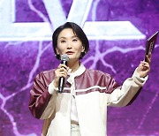 박경림, 이븐 데뷔 쇼케이스 MC