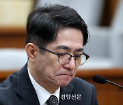 [사설]재산·아빠 찬스·역사관 문제 된 이균용, 사법수장 자격 없다