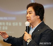 취임 1주년 기자간담회 갖는 유웅환 한국벤처투자 대표