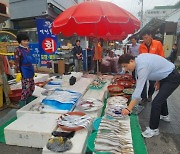 순천시, 노관규 시장 전통시장 수산물 ‘안전’ 챙겨