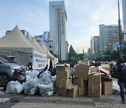 법원, 국회 앞 1박2일 노숙집회 허용... “출퇴근 시간 시민 불편 모르나”