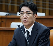 이균용 “재판지연 해결 위해 대법관 8명 이상 증원 불가피”