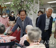 김희수 진도군수, 추석명절 맞이 사회복지시설 위문