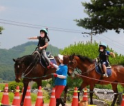 "시골 학교서 승마, 드론 등 무상교육"…단양 대가초교