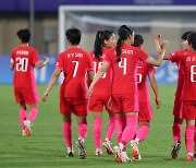 ‘지소연 프리킥 골’ 콜린 벨호, 미얀마에 3-0 완승... 대회 첫 승