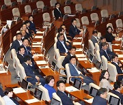 민주당, 의원 전원에 '李기각 탄원서 제출' 요청…"이탈표 색출하나"