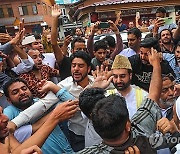 INDIA KASHMIR MIRWAIZ