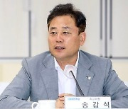 '비명계' 송갑석 민주당 최고위원 사의 표명…이재명 수용