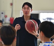 [i리그] “제가 ‘열심’빼면 시체라...” 이민재 코치의 첫 유소년 지도기