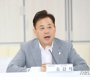 '비명계' 송갑석 민주당 최고위원 사퇴···李 체포안 가결 '후폭풍'