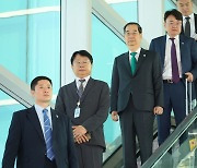 한덕수 총리, 아시안게임 개막식 참석 위해 출국