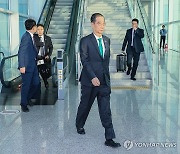 한총리, 시진핑과 中 항저우서 22분간 면담