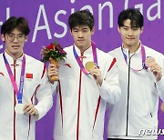 남자 자유형 100m 3위 오른 황선우