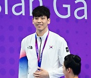[포토] 남자 배영 100m 동메달, 이주호 '행복한 미소'