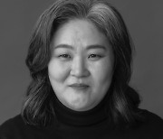 [인터뷰①] ‘마스크걸’ 이수미 “교도소의 사자 안은숙, 백발도 실제 내 머리”