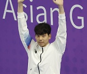 남자 배영 100m 동메달 차지한 이주호