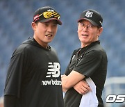 39세 베테랑의 9회 2사 결승 투런포, 천적에 위닝→2위 수성..."천금같은 홈런이었다" [광주 톡톡]