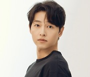 송중기, “느와르 톤 '좋은 어른의 정의' 화란, 인간이자 배우로서의 도전”(인터뷰 종합)